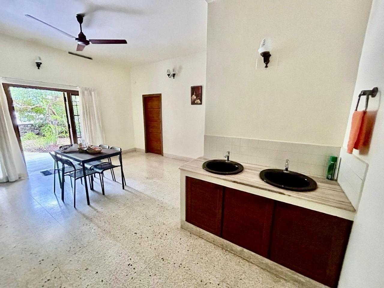 Mango Tree Villa Kochi Exterior foto